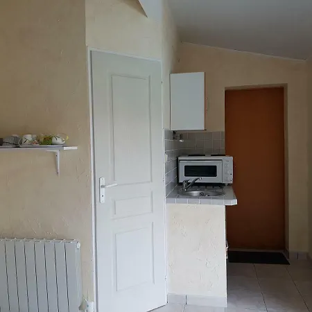 Studio Dans Propriété Privée Aureilhan (Landes)