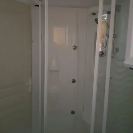 Studio Dans Propriété Privée *